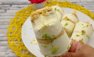 ✅ Sorvete Torta de limão no palito – a sobremesa gelada mais fácil e deliciosa que você já fez