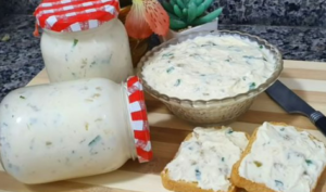 Patê de Queijo e Azeitona