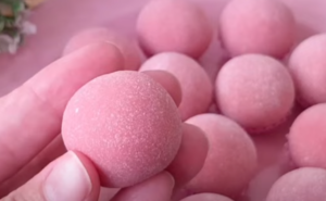 Brigadeiro De Morango Doce Demais!