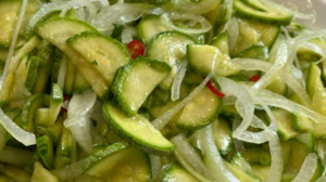 Receita de Salada de Abobrinha Crua