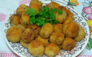 Bolinho de Batata com Queijo