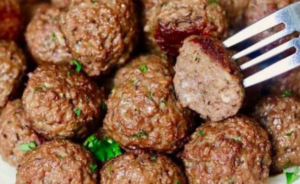 Almôndegas Assadas