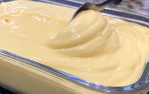 Sobremesa Rápida de 3 Ingredientes: só misturar e gelar