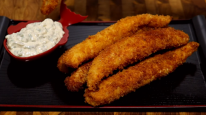 Peixe Frito Crocante Com Molho Tártaro Fácil E Prático