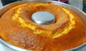 Bolo de fubá com laranja