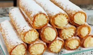 Cannoli com massa de pastel