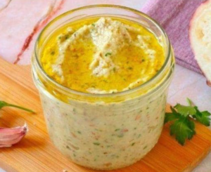 Descubra a delícia do molho pesto de berinjela: uma receita inspirada na culinária do Mediterrâneo