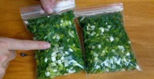 Precisa saber como conservar cebolinha? Eu tenho um truque para compartilhar