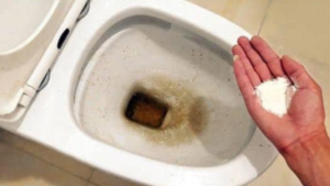 Vaso sanitário muito branco, este ingrediente é o suficiente: um truque muito útil e pouco conhecido