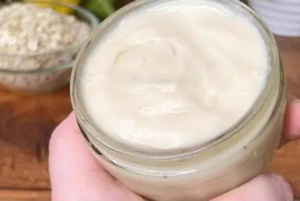 Receita de iogurte de aveia: faça em casa esse produto vegano rico em probióticos