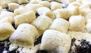 Massa de nhoque caseiro 4 ingredientes fica perfeito e irresistível