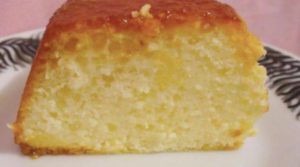 Bolo de mandioca da dona Nena